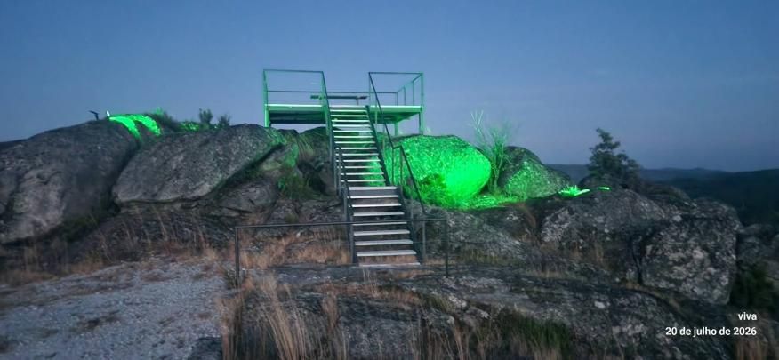 Ilumina&ccedil;&atilde;o Terra&ccedil;o Da Pena
